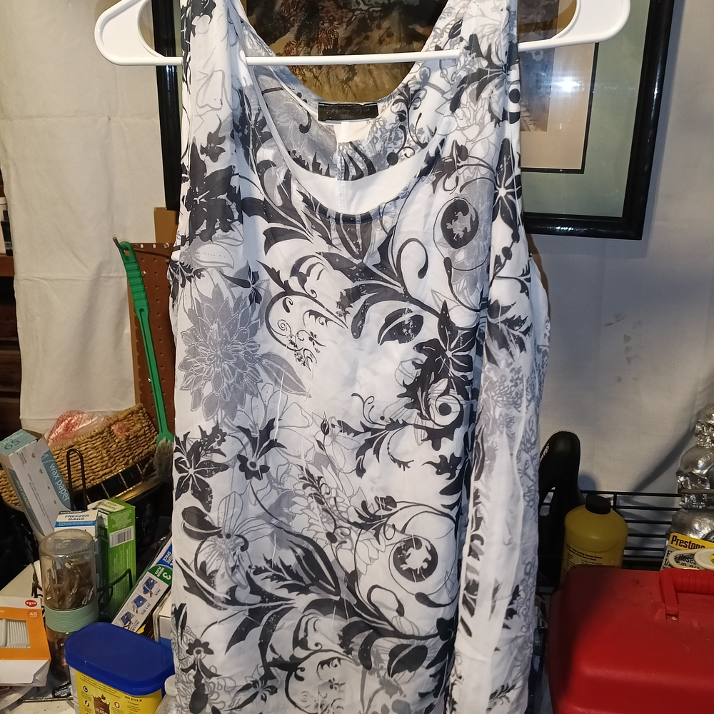 Floral Black and White Tank Top